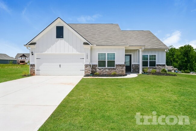 Building Photo - 1004 Claas Wy