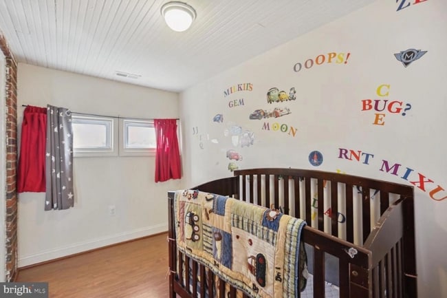 Photo - 844 Sligo Ave