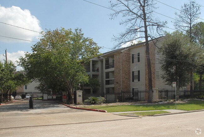 Bayou Oaks Apartments - Bayou Oaks Apartments