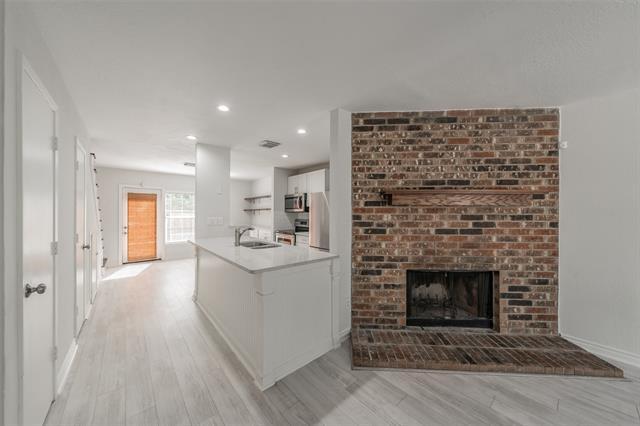 Photo - 193 Merlin Way