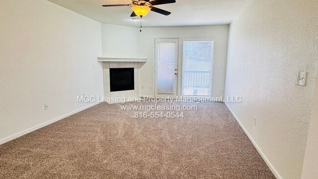 Photo - Creekwood Park Townhomes: 3 bedroom Duplex with unique floor plan for rent in the Northland