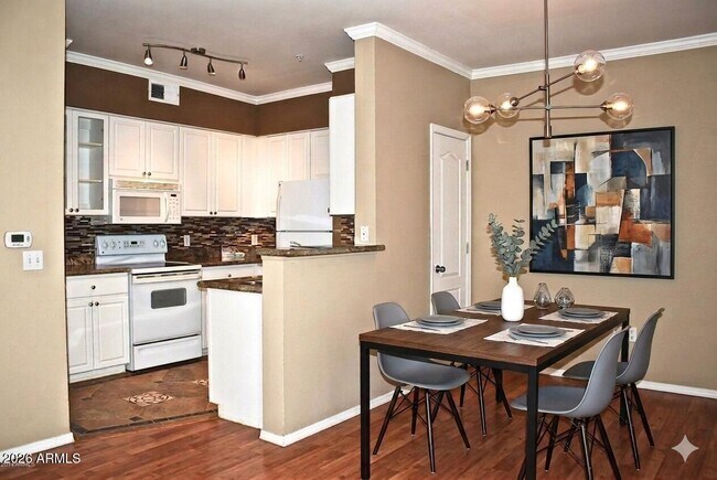 Photo - 1701 E Colter St Unit 474