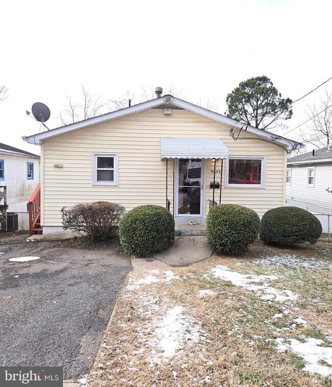 Building Photo - 6324 57th Ave Rental