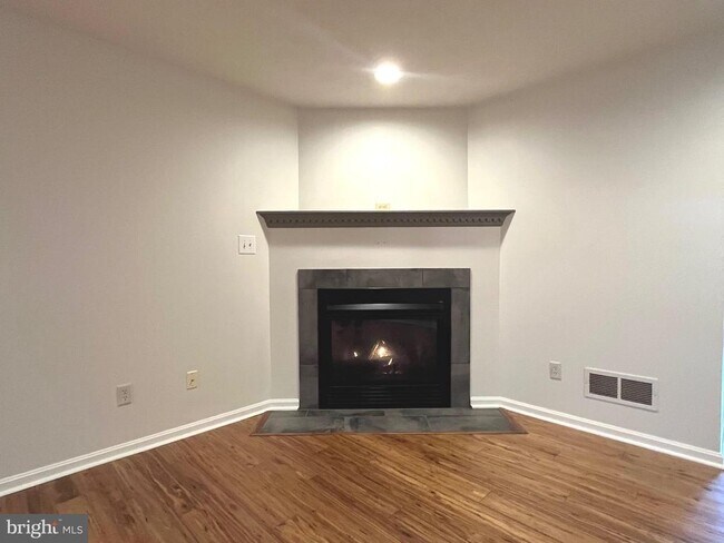 Photo - 330 Parkwood Dr