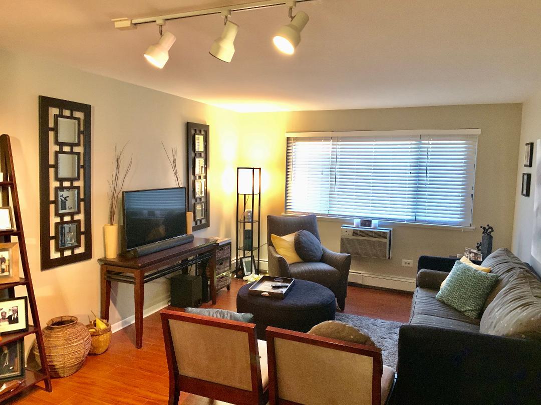 Photo - 607 W Wrightwood Ave (Chicago, IL)