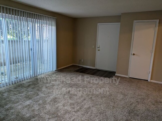 Photo - 5801 Woodson Dr