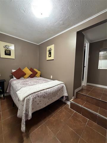 Photo - 2436 Lockhart Ave
