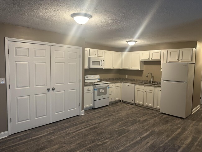 Building Photo - 240 Geri Ln Unit A