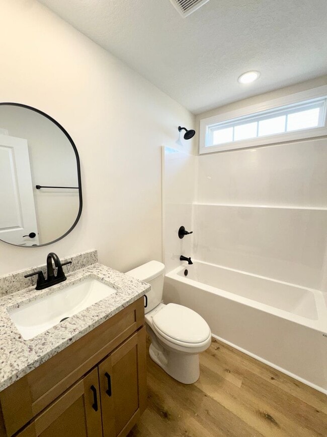 Photo - BEAUTIFUL, BRAND NEW HOME! Available now!