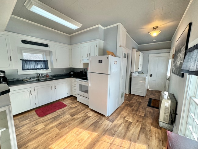 Photo - 23 Mechanic St Unit 2