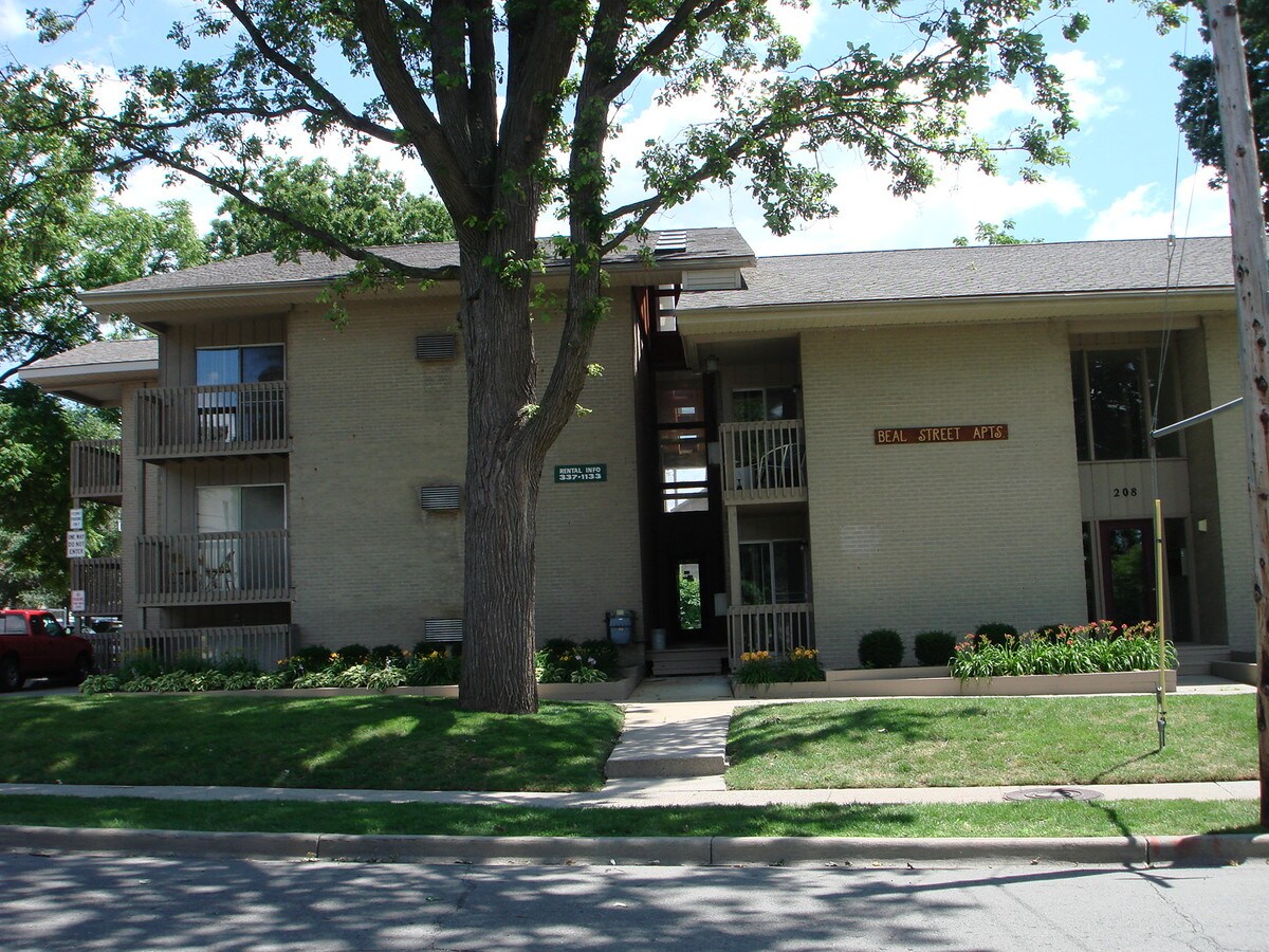 Beal Street Apartments - Beal Street Apartments