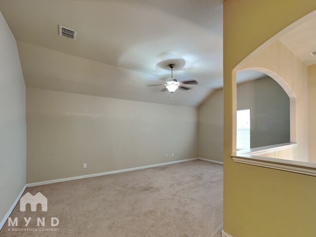 Photo - 5813 Valley Haven Way