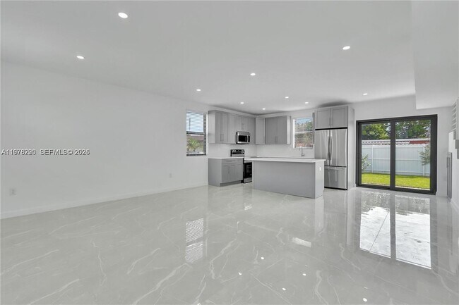 Photo - 18455 SW 117th Ct