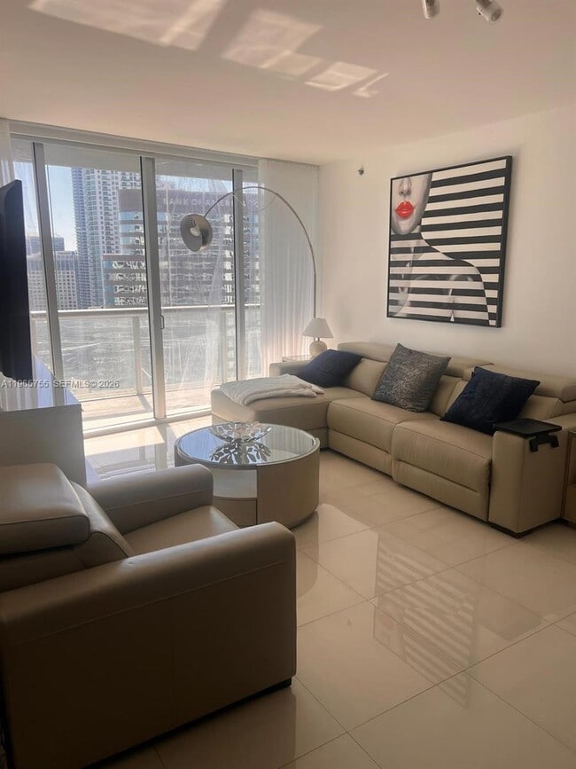 Photo - 475 Brickell Ave Unit 3613
