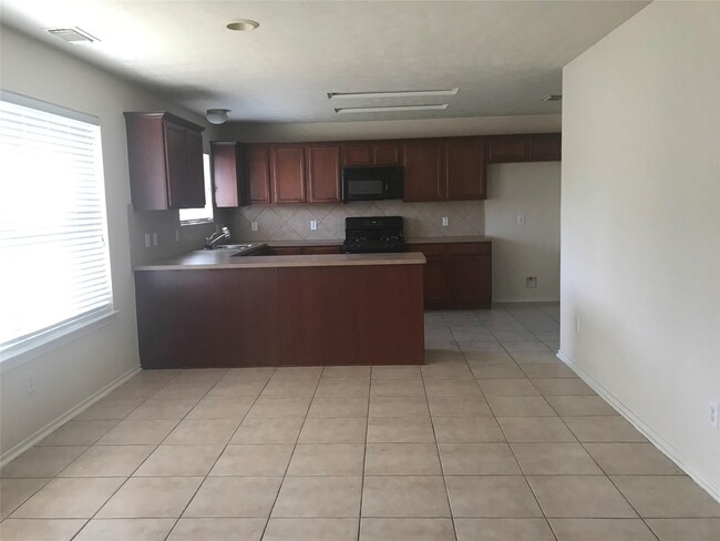 Photo - 6406 Bonnie Chase Ln