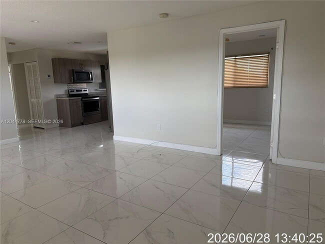 Photo - 101 E 51st Pl