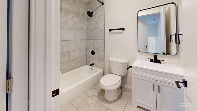 Photo - IMMACULATE - Clark / Fulton Area - 3 Bedrooms - 3 Baths - Single Family Home