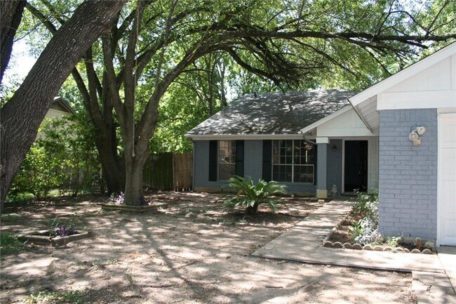 Building Photo - 103 Cloudview Dr Rental