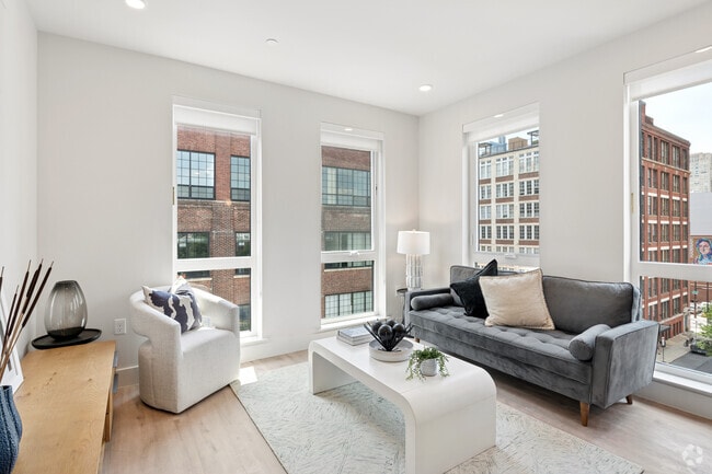 2BR, 2BA - 805SF - Living Room