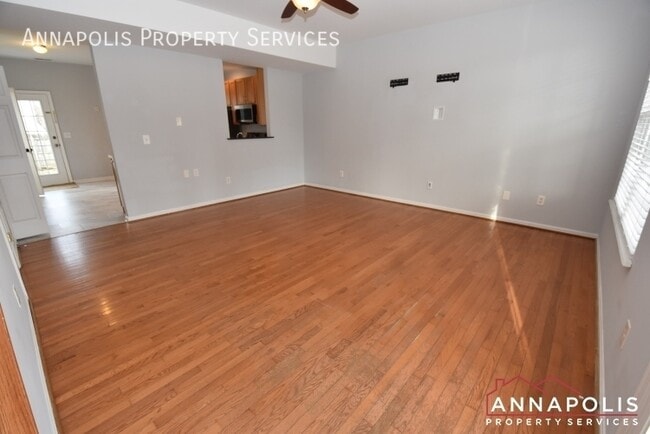 Photo - 858 Selby Blvd