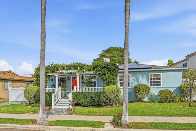 Photo - MISSION BAY 4-BED/3-BATH - 3 MIN WALK TO BAY