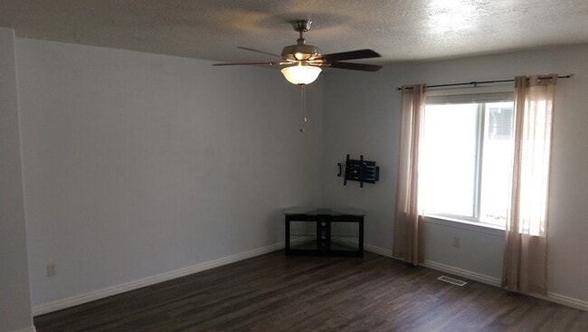 Photo - 1153 S 1420 E