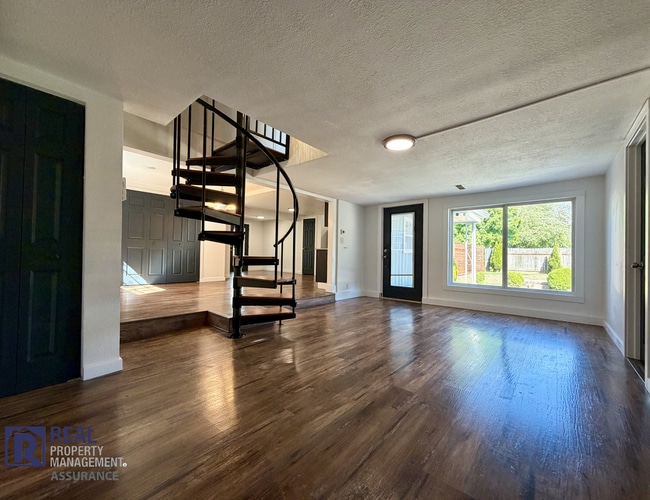 Photo - Updated 3-Bedroom Home with Fenced Backyard in Beaverton