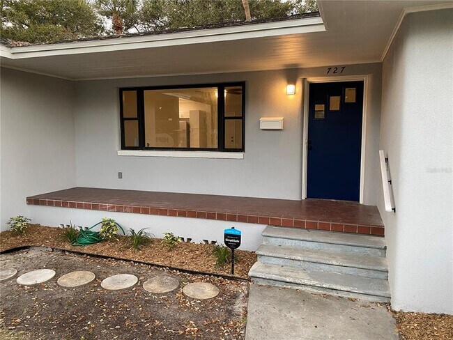 Photo - 727 27th Ave S