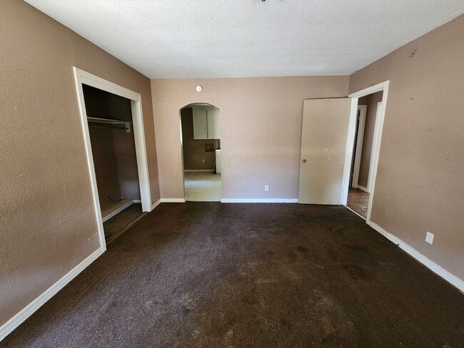 Photo - 1654 Dickinson St