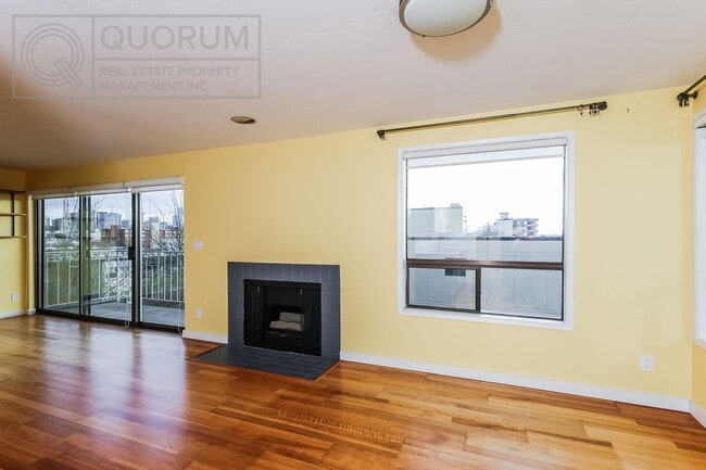 Photo - Spectacular Top Floor Condo with Stunning Views in Queen Anne Unit 402