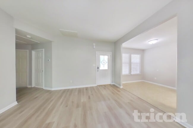 Photo - 10951 Royal Forest Dr