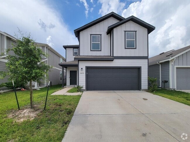 Building Photo - 16230 Dutton Clover Dr Rental