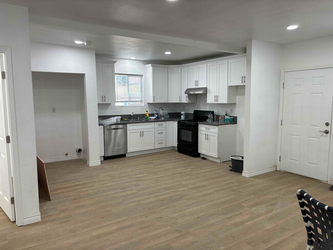 Photo - 3735 Polk St Townhome