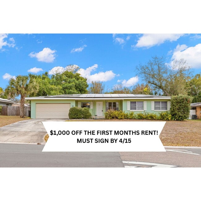 Building Photo - FULLY FENCED Home For Rent in Clearwater!