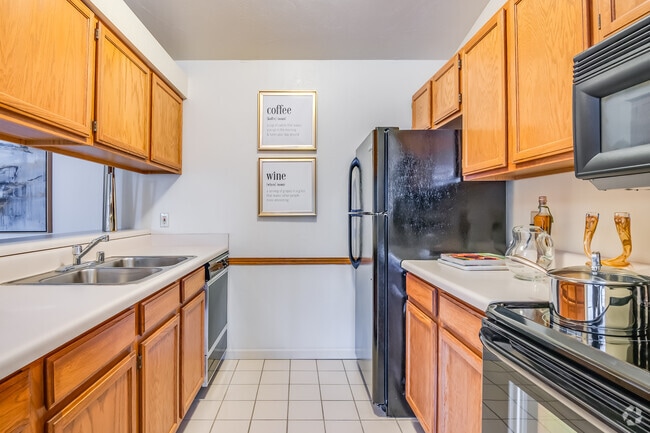 2BR, 1BA - 1,050SF - Kitchen