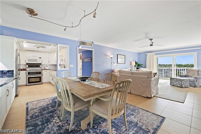 Photo - 1977 Gulf Shore Blvd N Unit 504