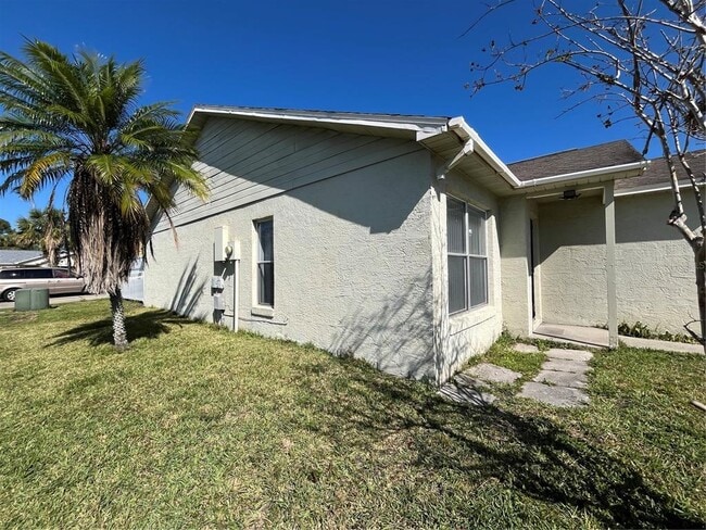 Photo - 1004 Clovercrest Rd