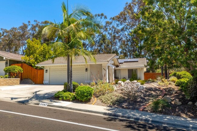 Building Photo - 3 Bed 2 Bath House in Scripps Ranch