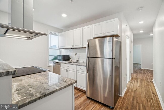 Photo - 1701 Point Breeze Ave