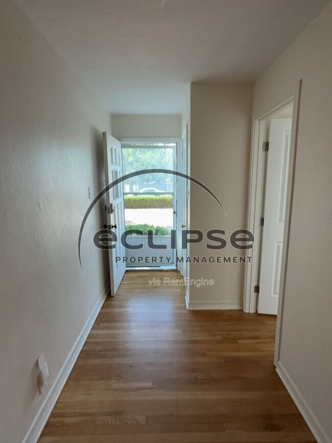 1250 Orchard Ave