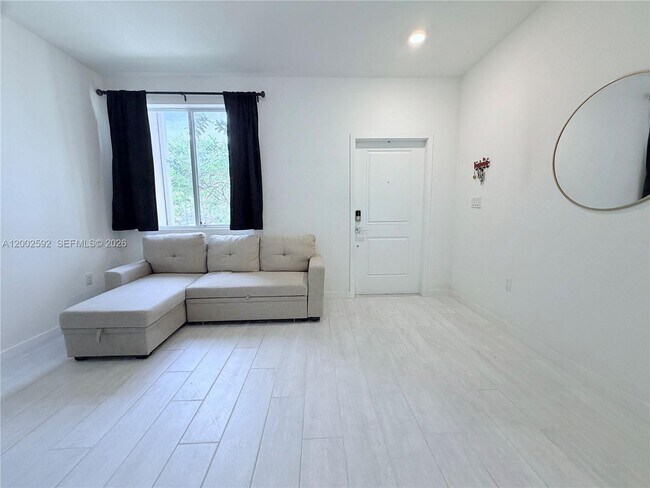 Photo - 2367 SE 11th St
