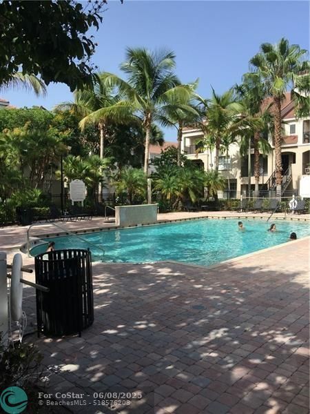 Photo - 5800 W Sample Rd Unidad 307