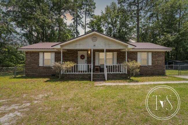 32 Gregory Ct