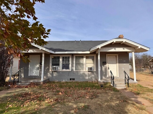 Photo - 1818 Collins Ave Unit 1/2