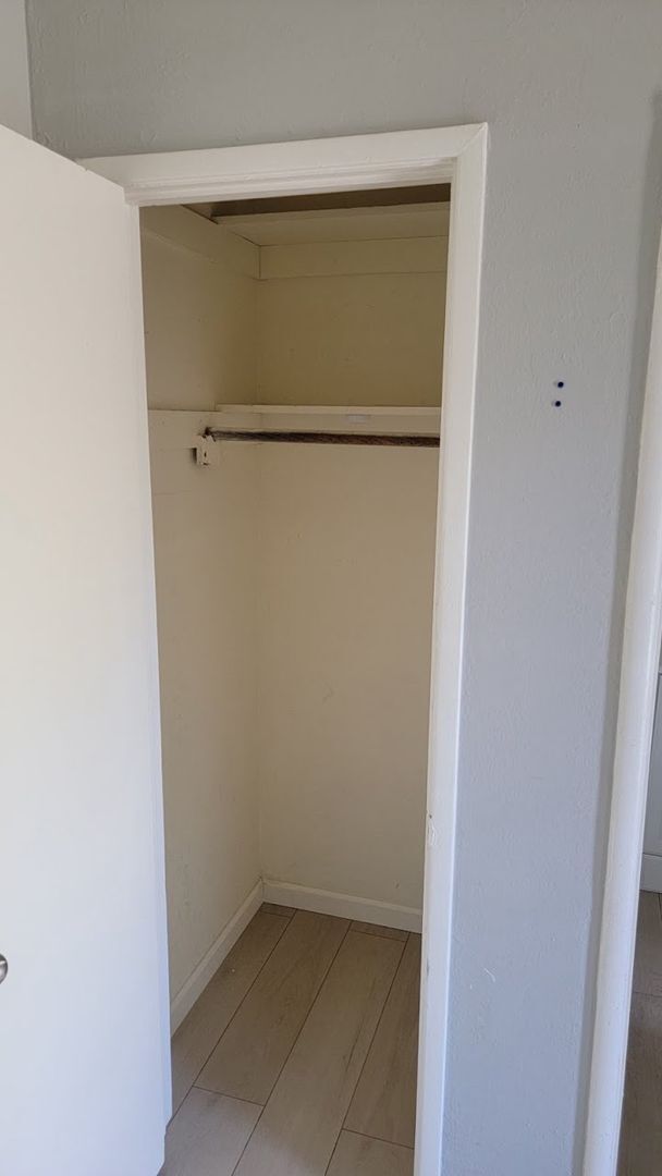 Photo - 1 Bedroom Duplex in Roseville Available Now