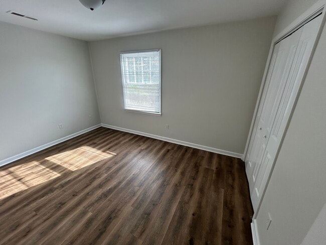 Photo - 426 Walnut Ave SE Unit D