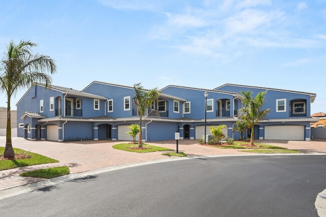 Photo - 132 Mediterranean Way Unidad ID1044452P