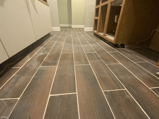 Photo - 1 br, 1 bath Condo - 1605 Summit Pointe