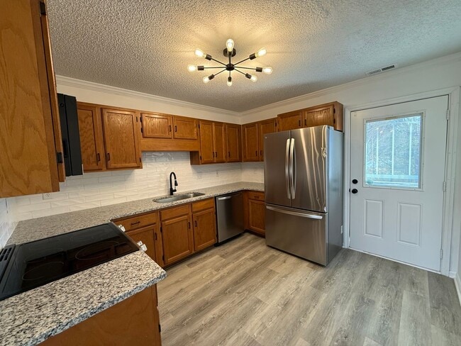 Photo - Newly Renovated Townhome 2 Bedroom - 2.5 Bathrooms