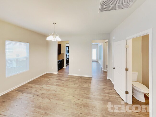 Photo - 2206 Osprey Ln